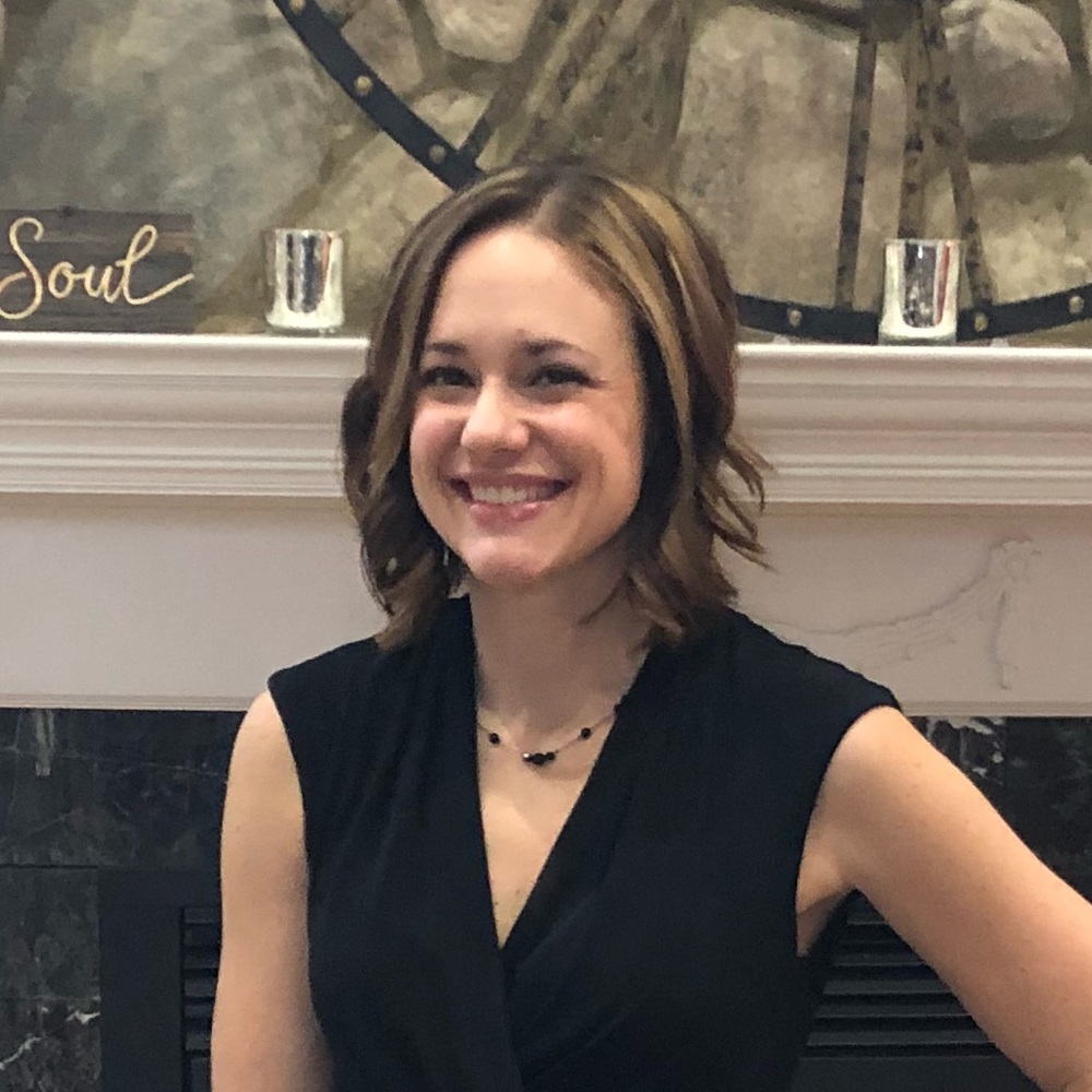 Meet your Posher, Laura
